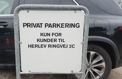 Fri parkering på Hyrdindestien bag Herlev Sundhedshus